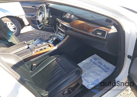 2017 Genesis G90 5.0 Ultimate из США, поврежденный, VIN KMHG54JH9HU025443